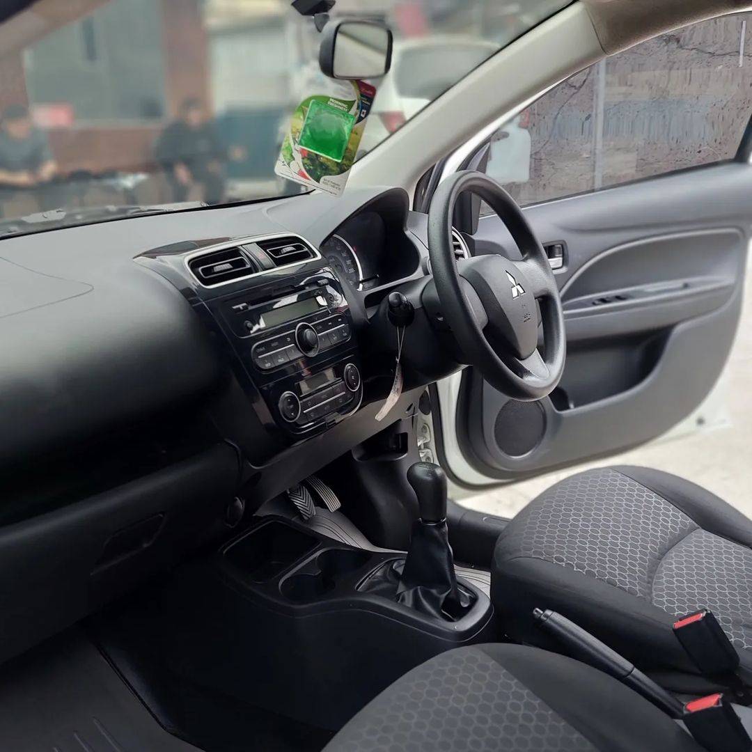 2014 Mitsubishi Mirage GLS 2014 Mitsubishi Mirage GLS