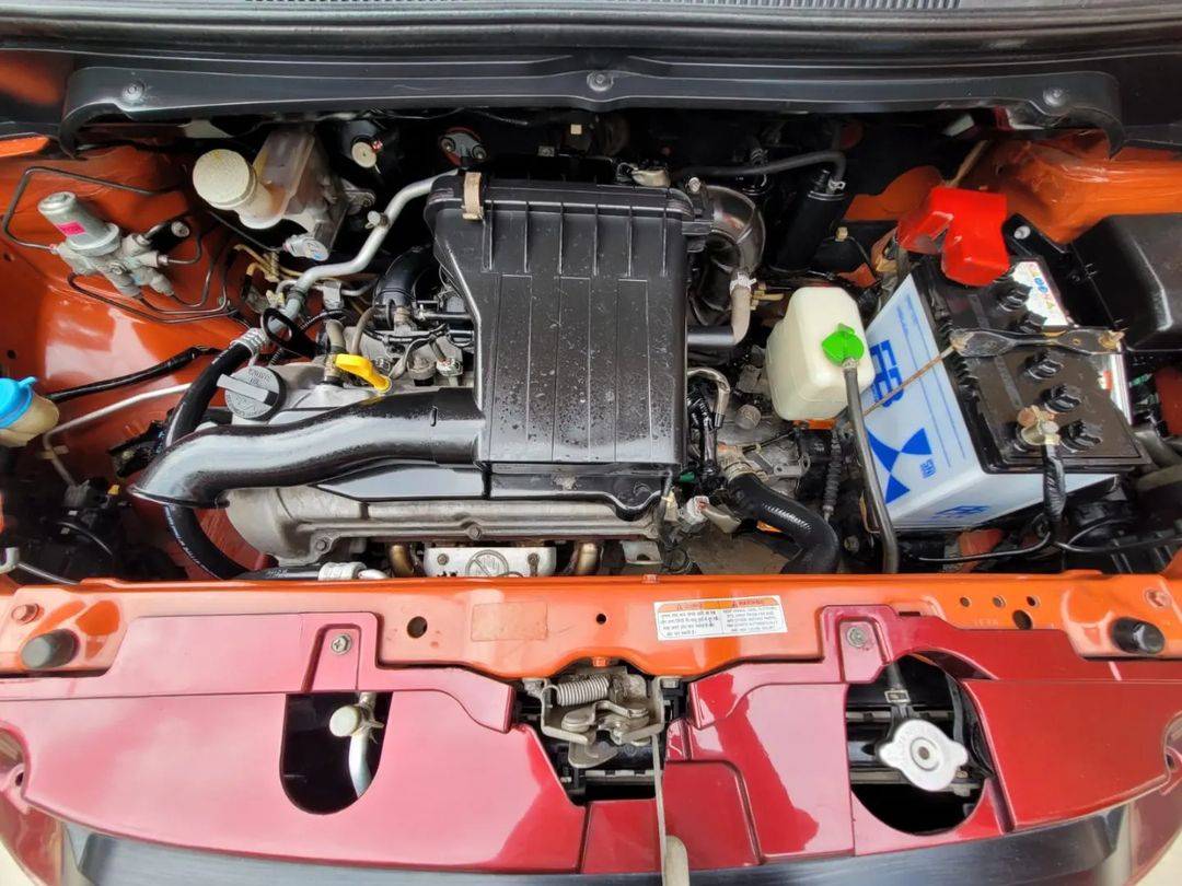 2012 Suzuki Splash GL 1.2L MT 2012 Suzuki Splash GL 1.2L MT