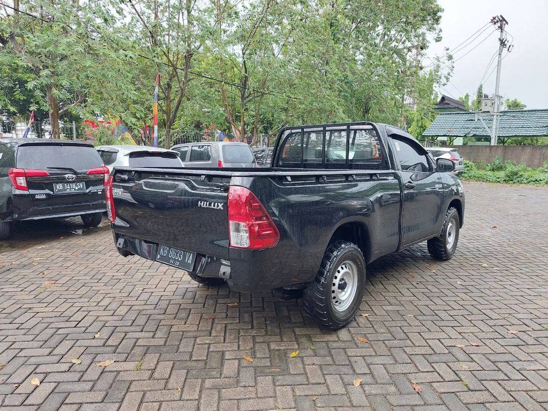 2019 Toyota Hilux Double Cabin 2.5L MT 2019 Toyota Hilux Double Cabin 2.5L MT