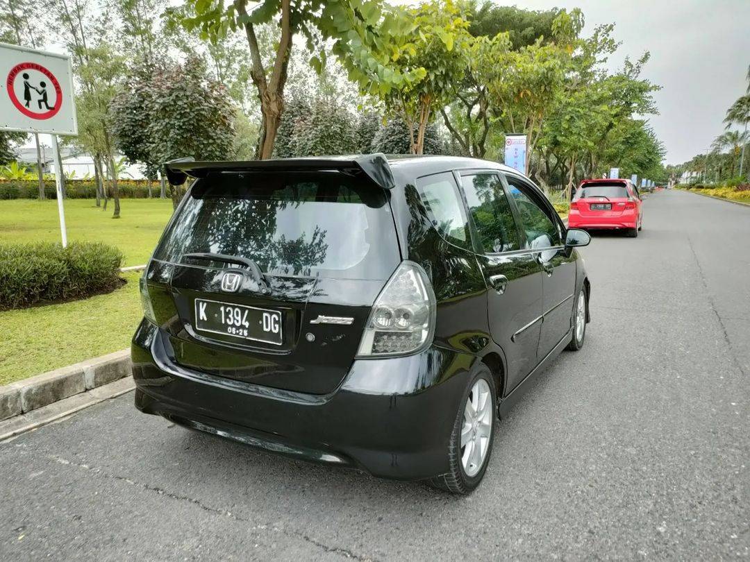 2007 Honda Jazz I-DSI 1.5L MT 2007 Honda Jazz I-DSI 1.5L MT
