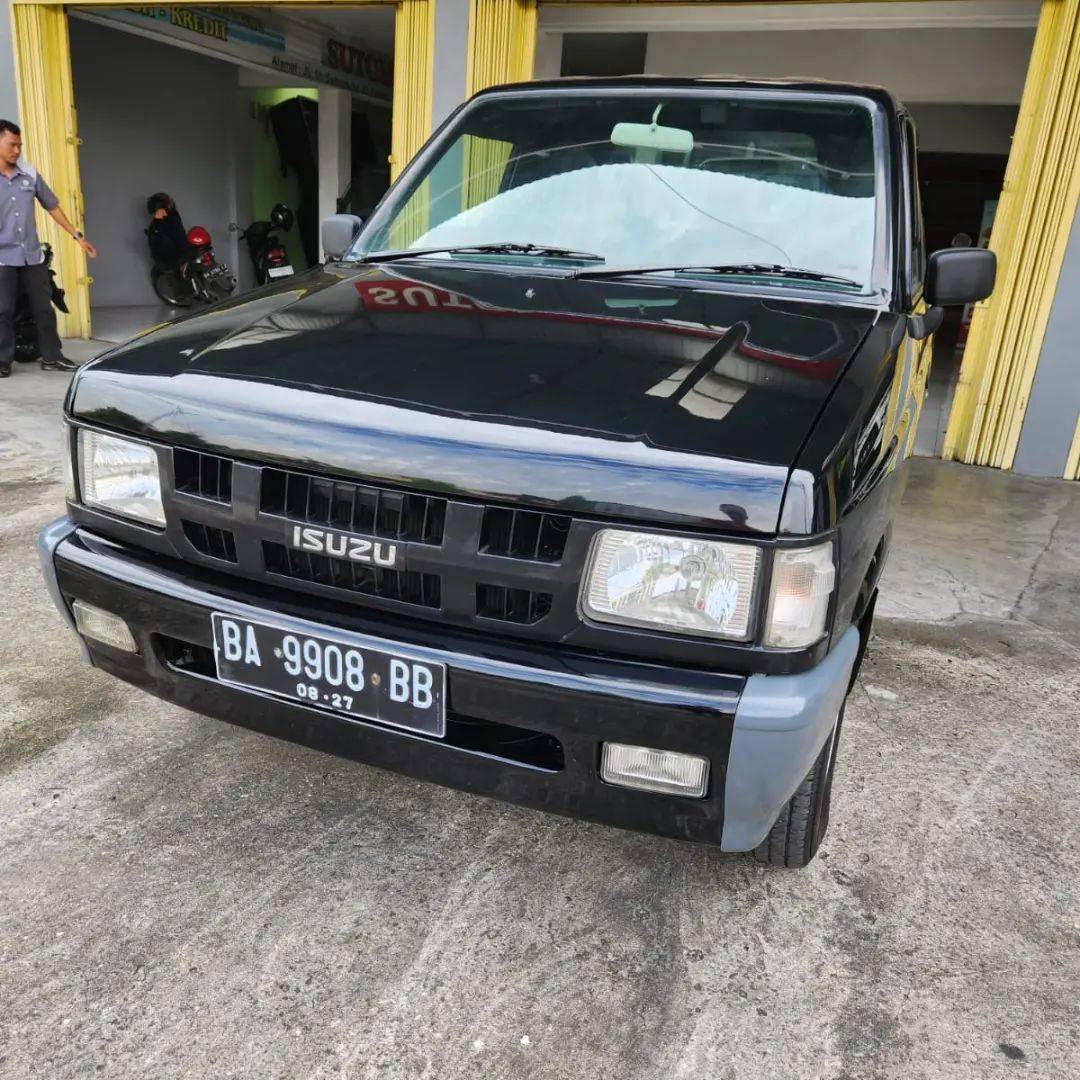 Second Hand 2017 Isuzu Panther PICK UP TURBO PICK UP Second Hand 2017 Isuzu Panther PICK UP TURBO PICK UP