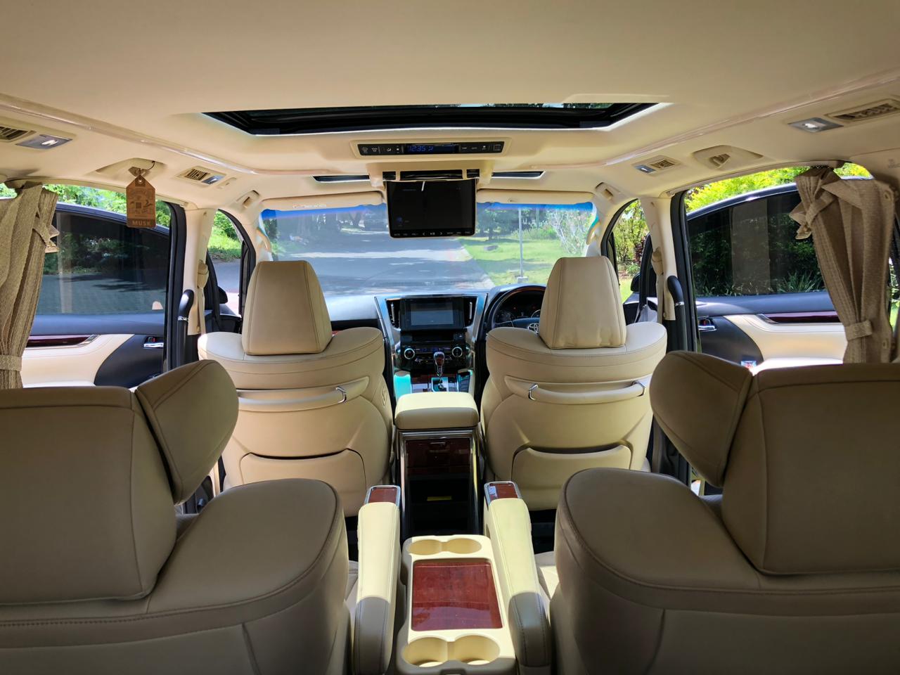 2015 Toyota Alphard 2015 Toyota Alphard