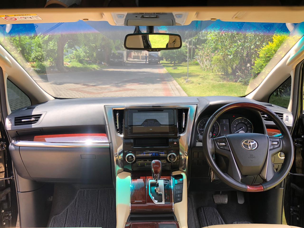 2015 Toyota Alphard 2015 Toyota Alphard