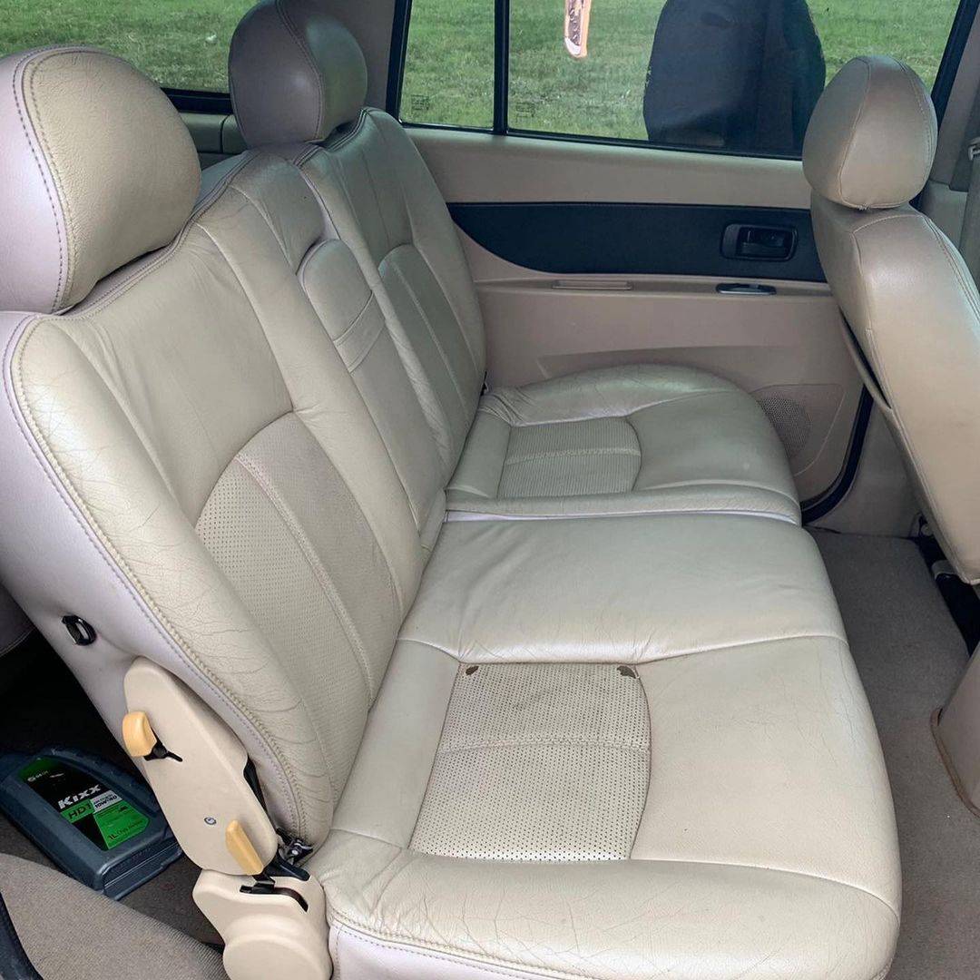 2010 Isuzu Panther LS 2.5 MT 2010 Isuzu Panther LS 2.5 MT