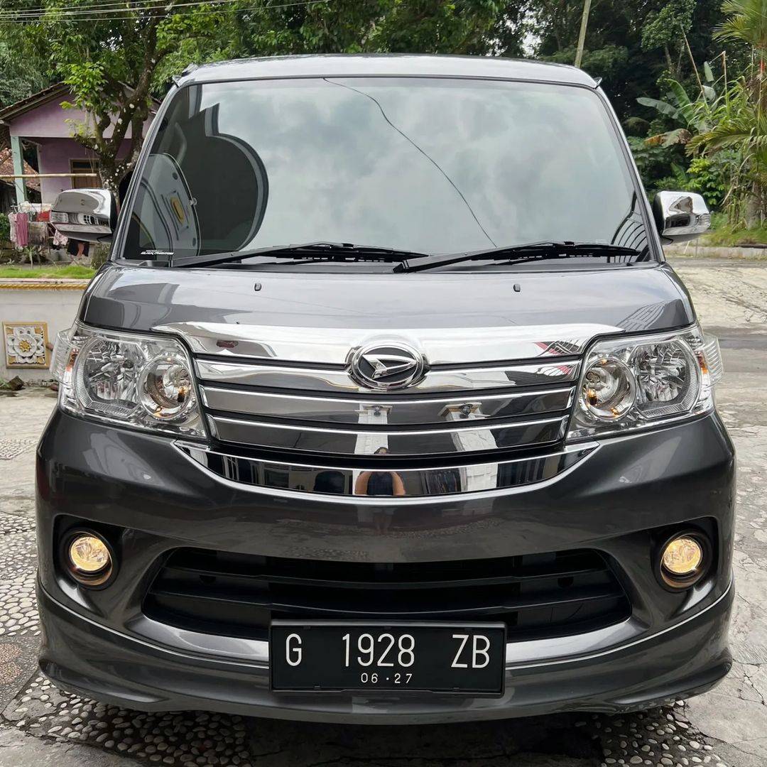 Second Hand 2022 Daihatsu Luxio Second Hand 2022 Daihatsu Luxio