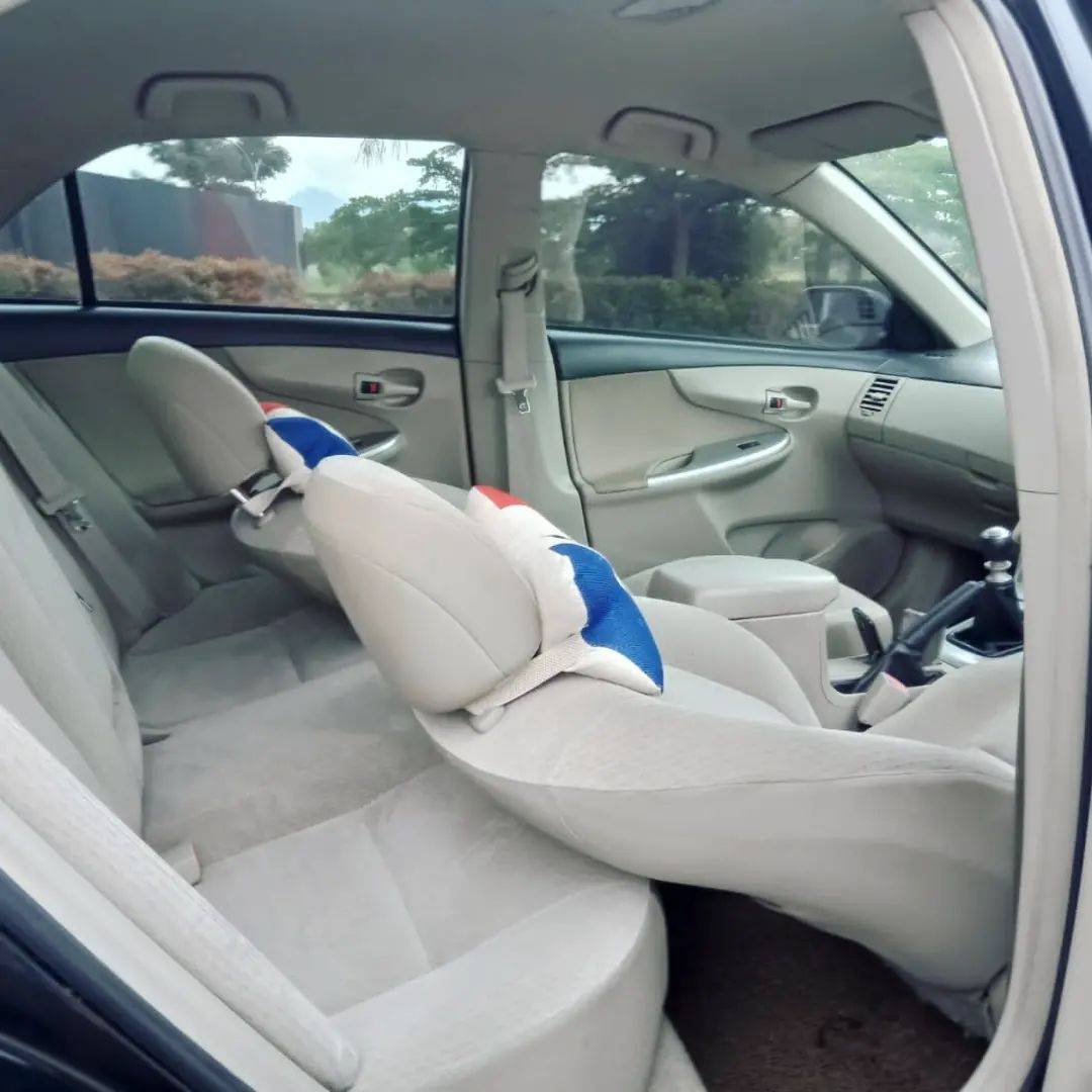 2013 Toyota Corolla Altis E 1.8L MT 2013 Toyota Corolla Altis E 1.8L MT