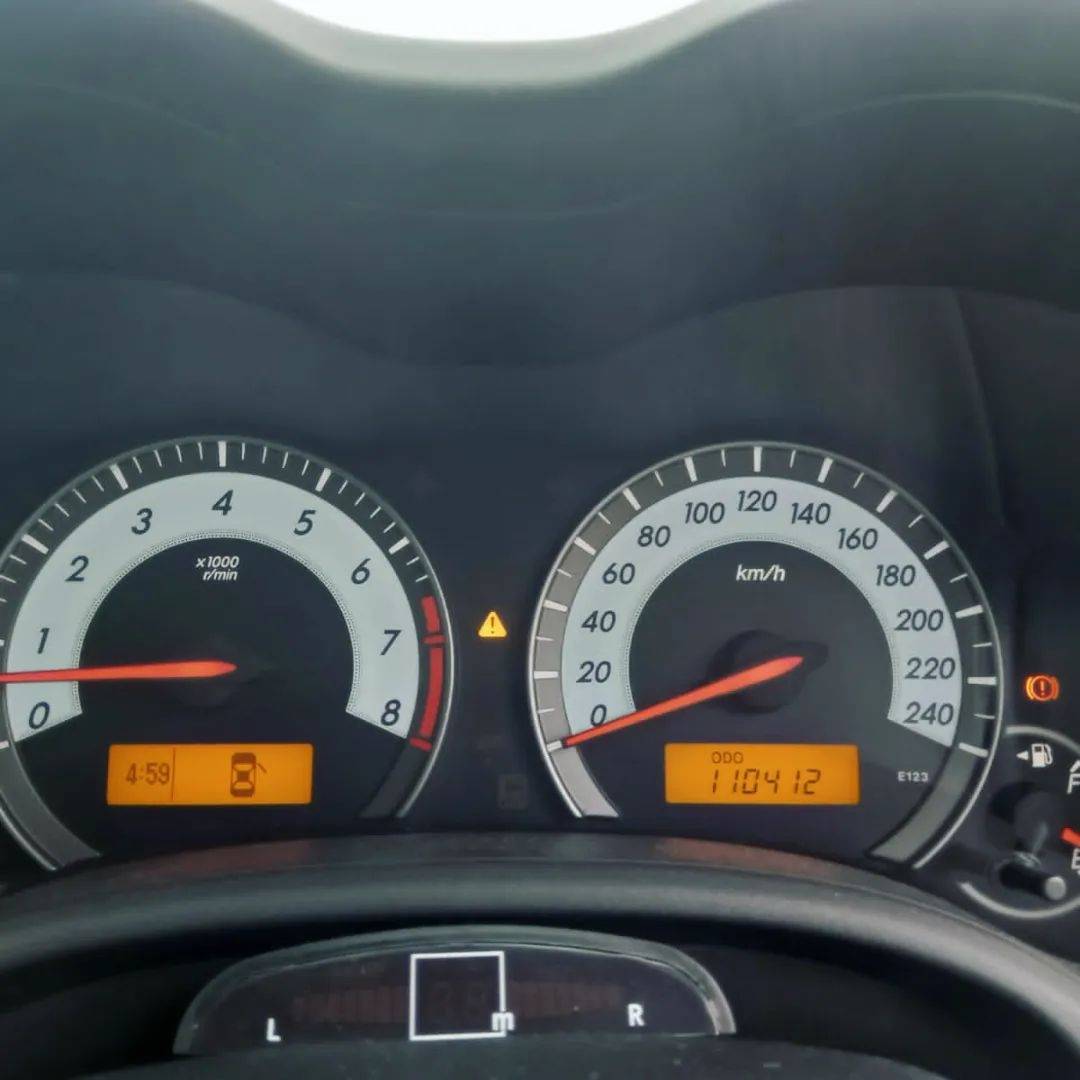 2013 Toyota Corolla Altis E 1.8L MT 2013 Toyota Corolla Altis E 1.8L MT