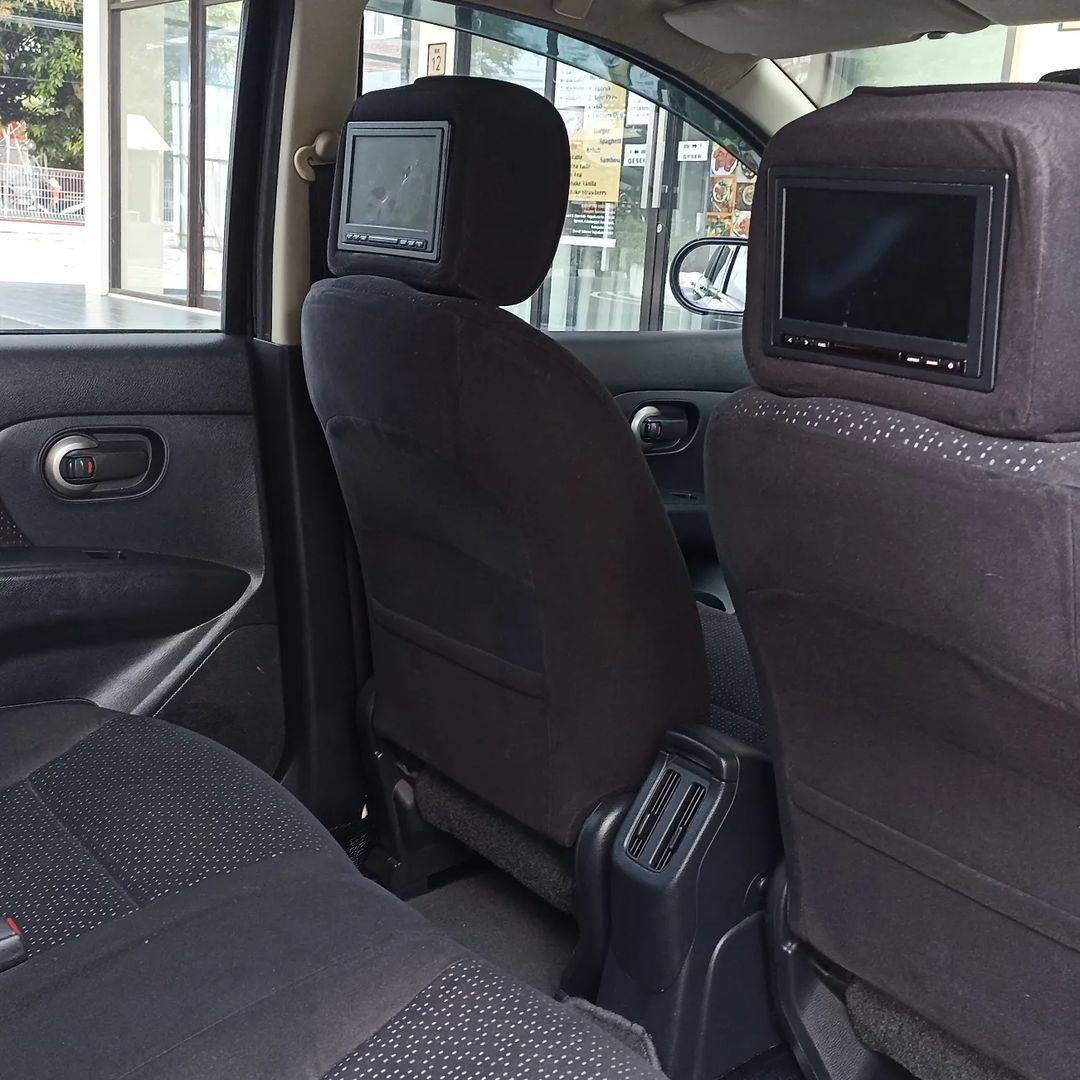 2012 Nissan Livina 2012 Nissan Livina