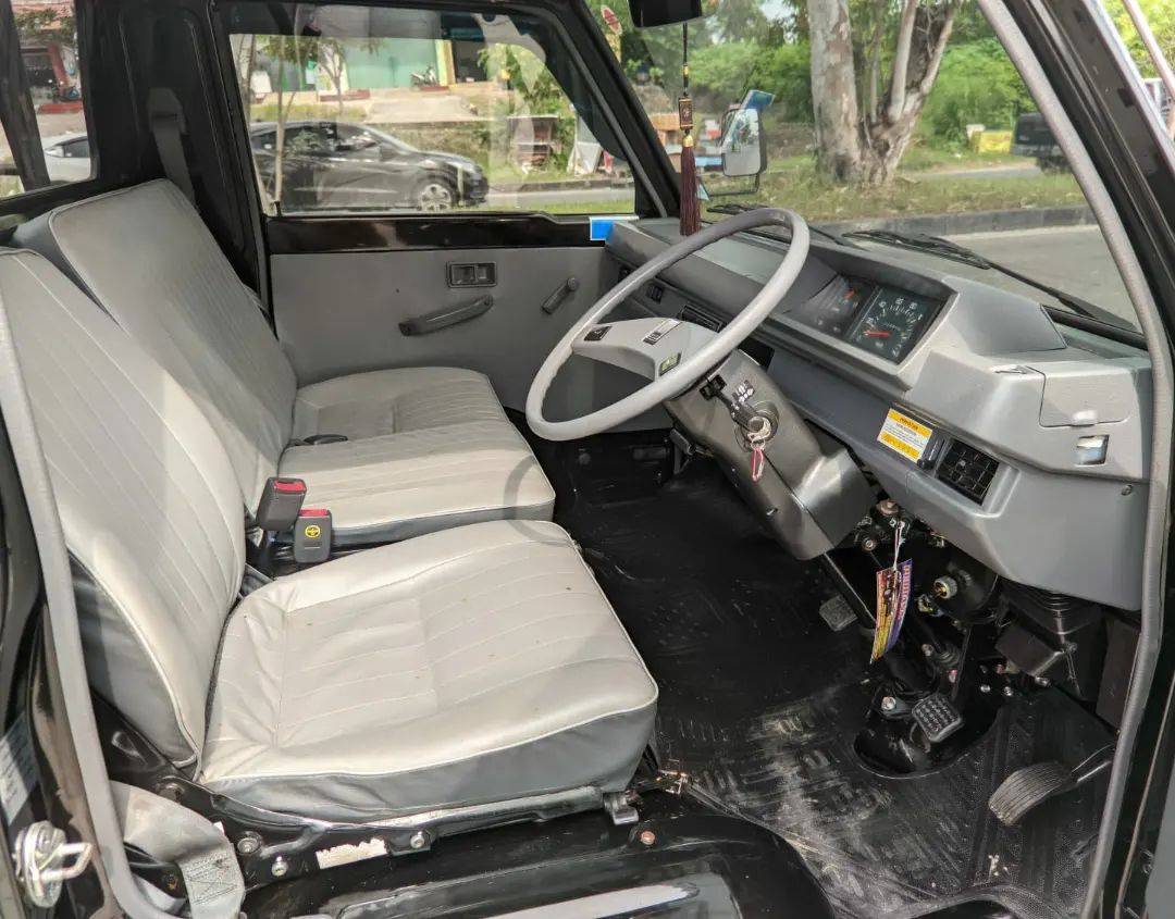 2020 Mitsubishi Colt L300 2020 Mitsubishi Colt L300