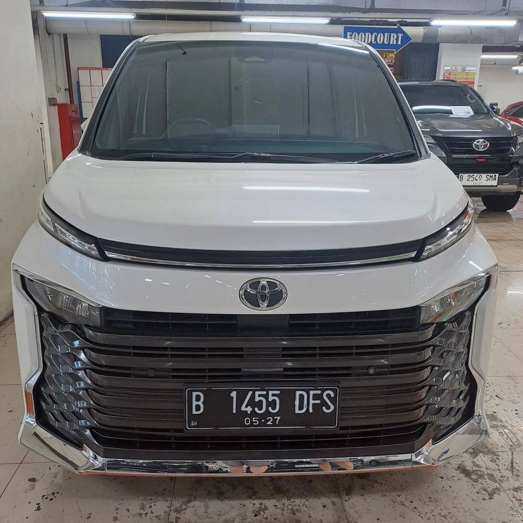 2020 Toyota Voxy Bekas 2020 Toyota Voxy Bekas