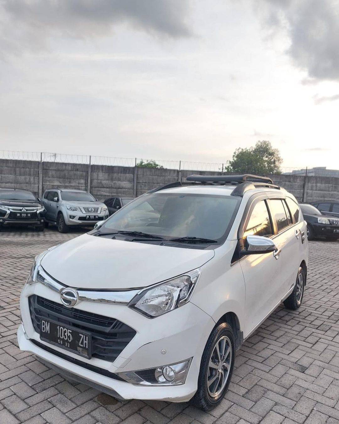 2017 Daihatsu Sigra 2017 Daihatsu Sigra
