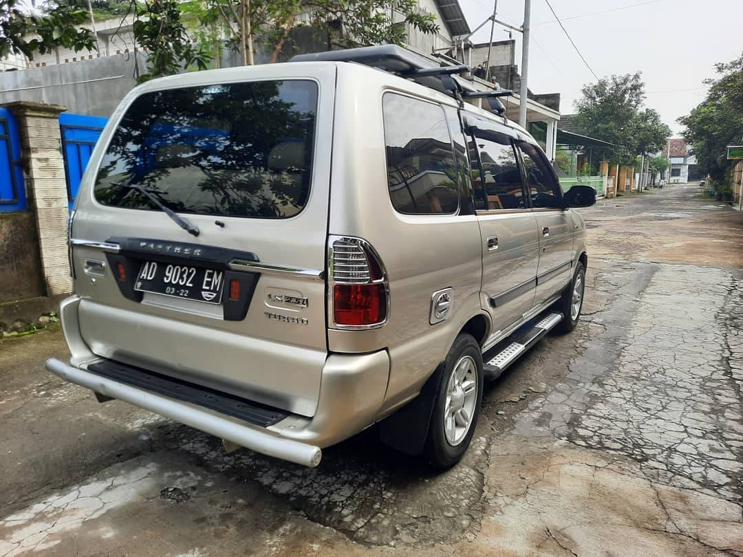 2010 Isuzu Panther 2010 Isuzu Panther