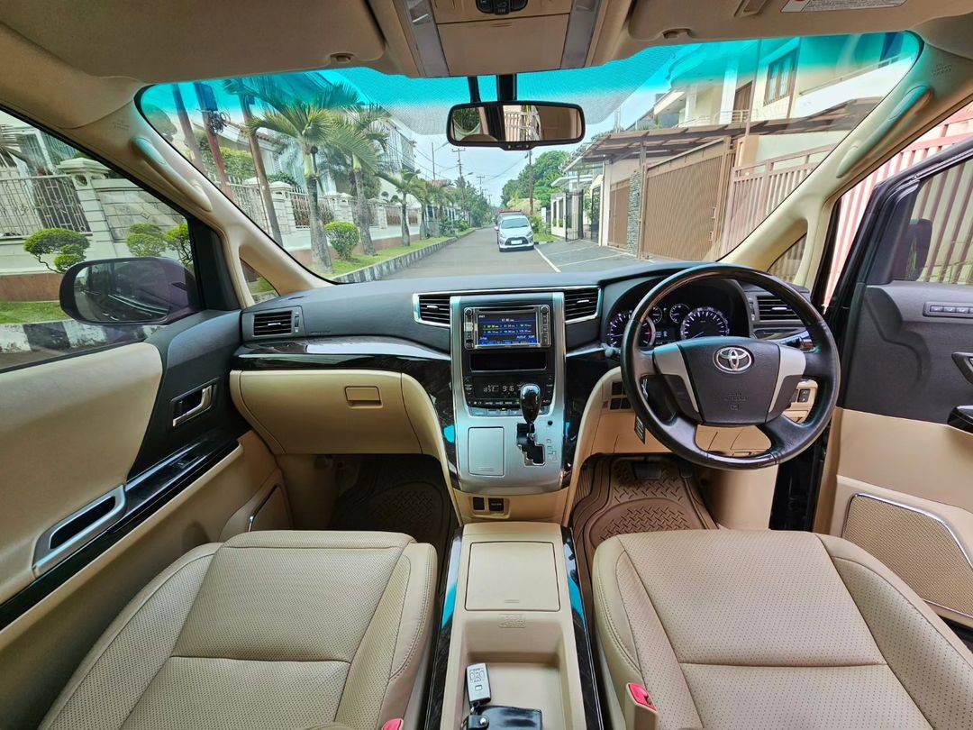 2012 Toyota Alphard Vellfire 2012 Toyota Alphard Vellfire