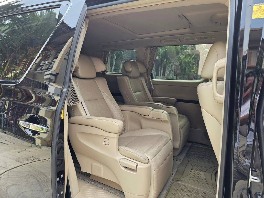 2012 Toyota Alphard Vellfire 2012 Toyota Alphard Vellfire