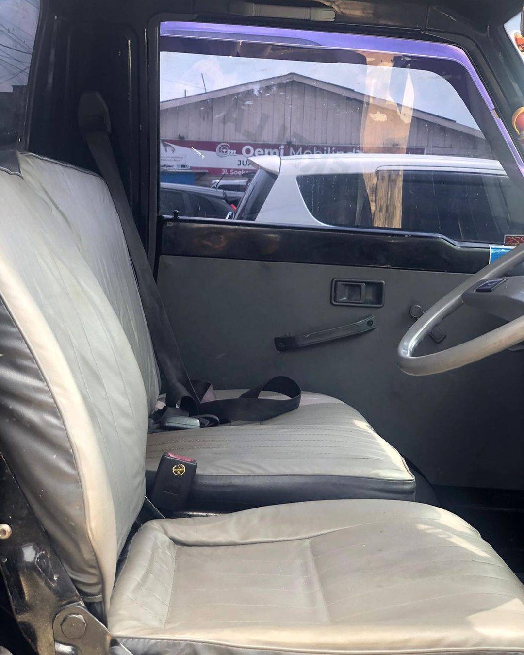 2017 Mitsubishi L300 2017 Mitsubishi L300