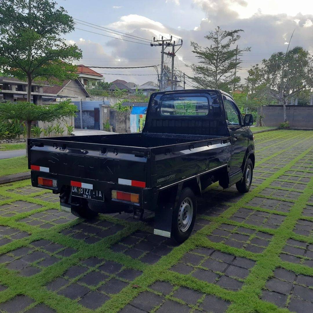 2012 Suzuki APV Luxury 2012 Suzuki APV Luxury