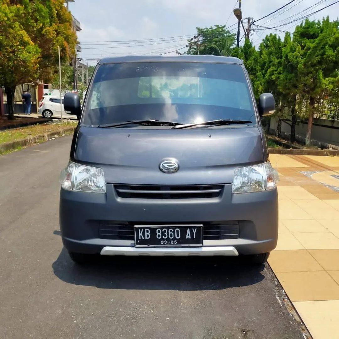 Second Hand 2015 Daihatsu Grand Max Second Hand 2015 Daihatsu Grand Max