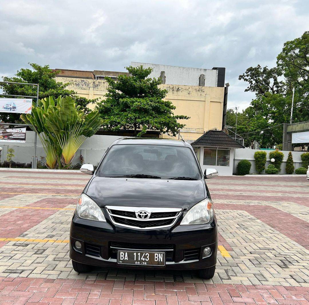 2011 Toyota Avanza Bekas 2011 Toyota Avanza Bekas