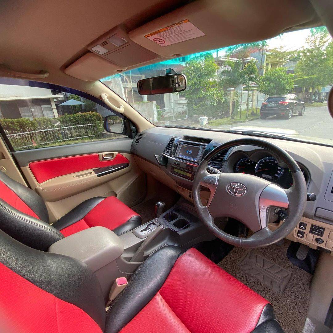 2013 Toyota Fortuner  2013 Toyota Fortuner