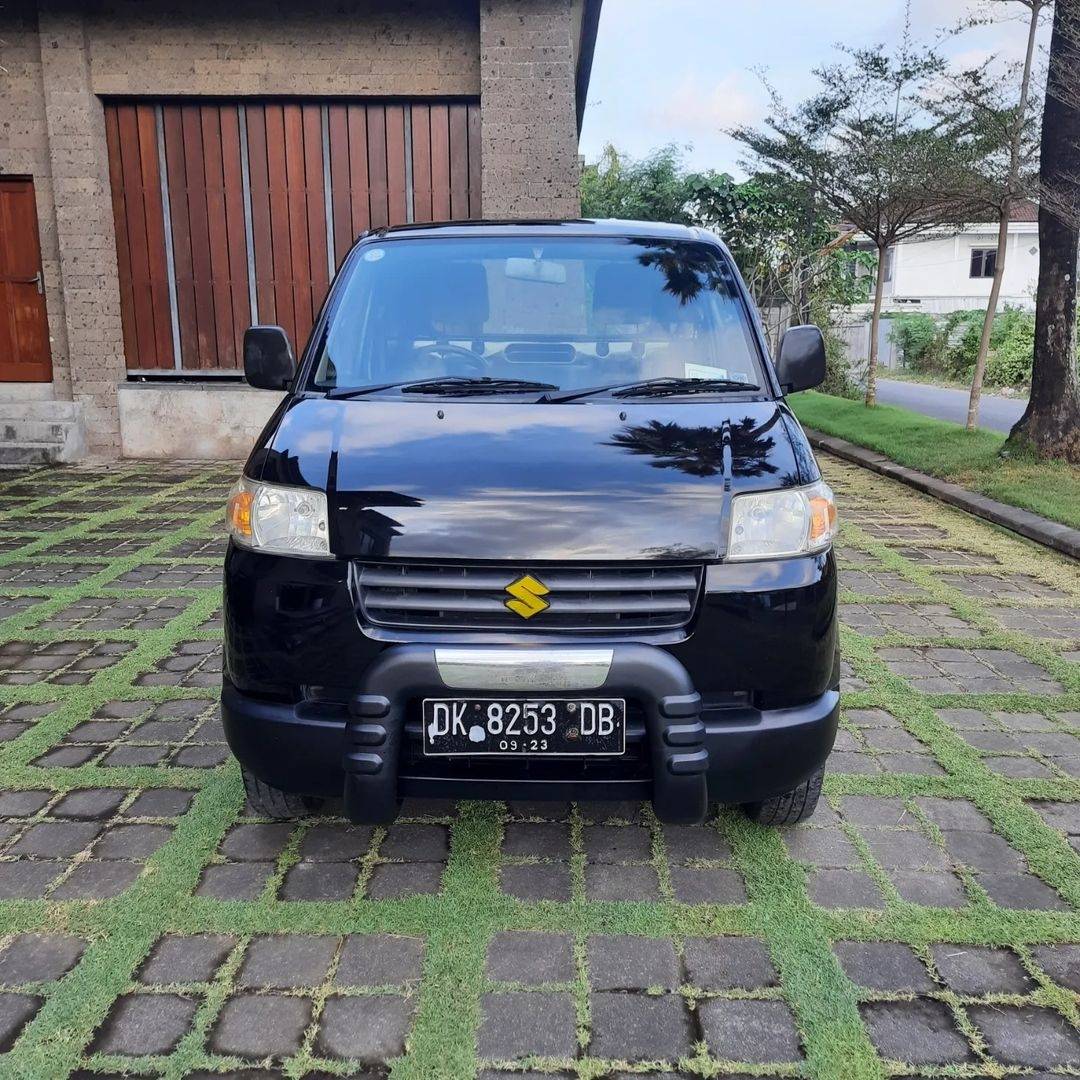 2013 Suzuki APV Luxury 2013 Suzuki APV Luxury