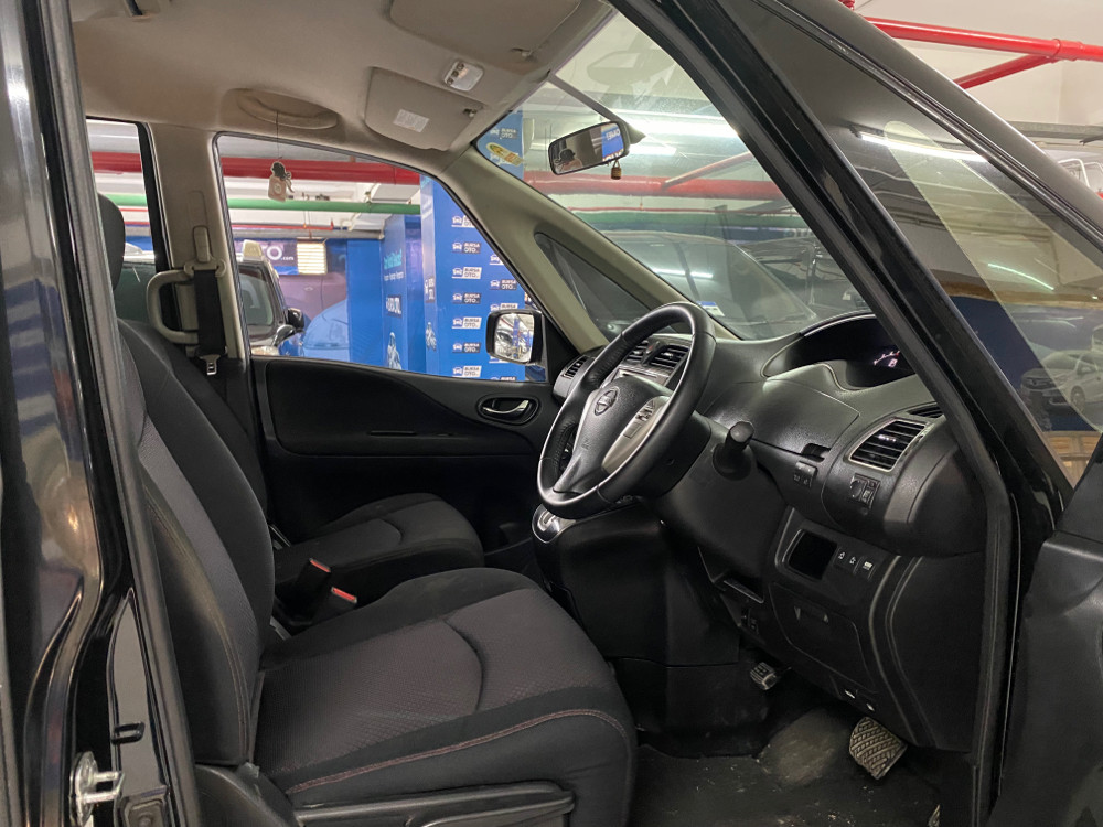 2014 Nissan Serena 2014 Nissan Serena