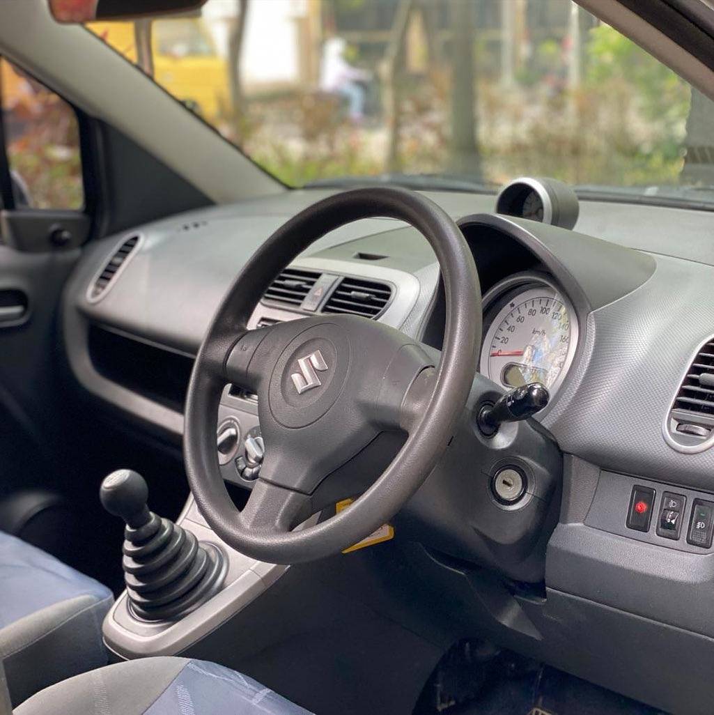 2011 Suzuki Ertiga 2011 Suzuki Ertiga