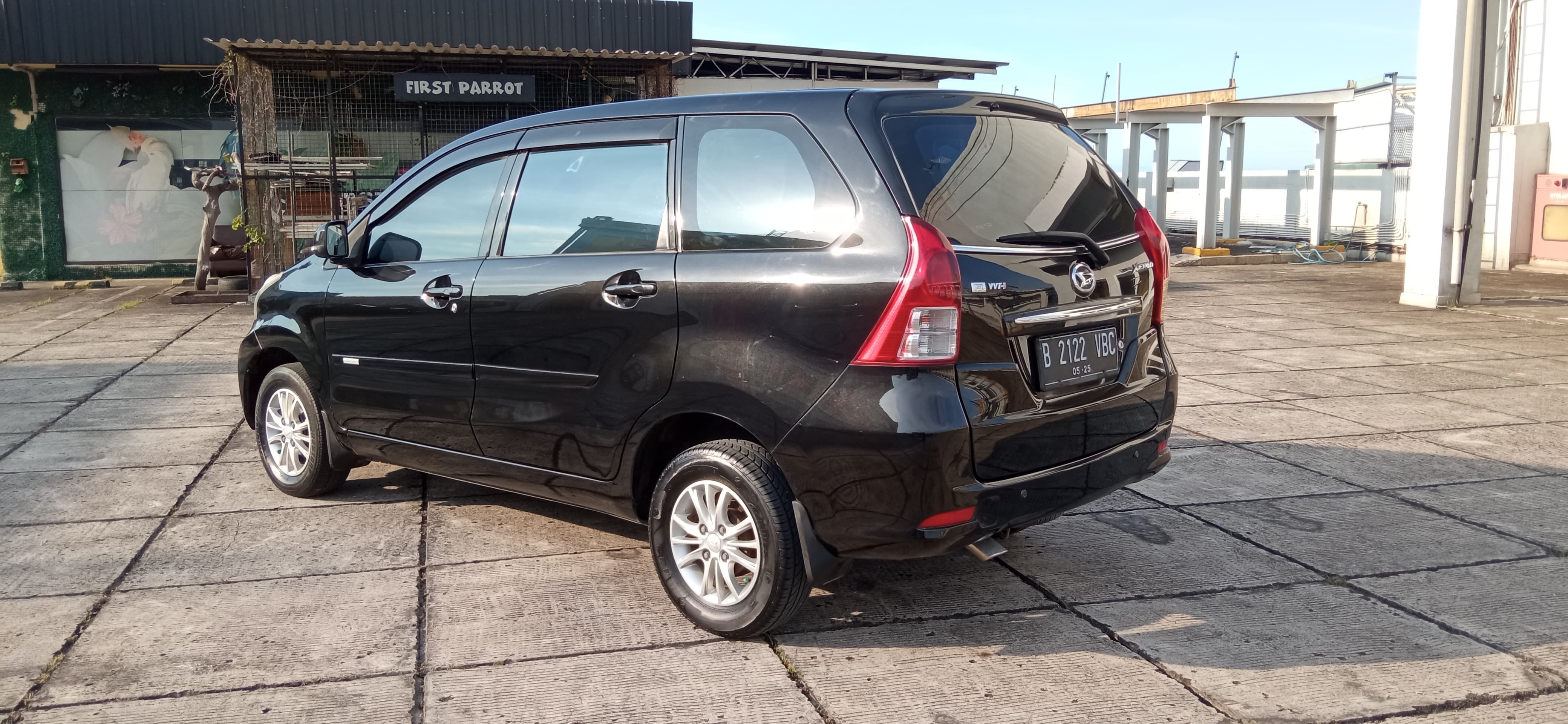 2015 Daihatsu Xenia 2015 Daihatsu Xenia