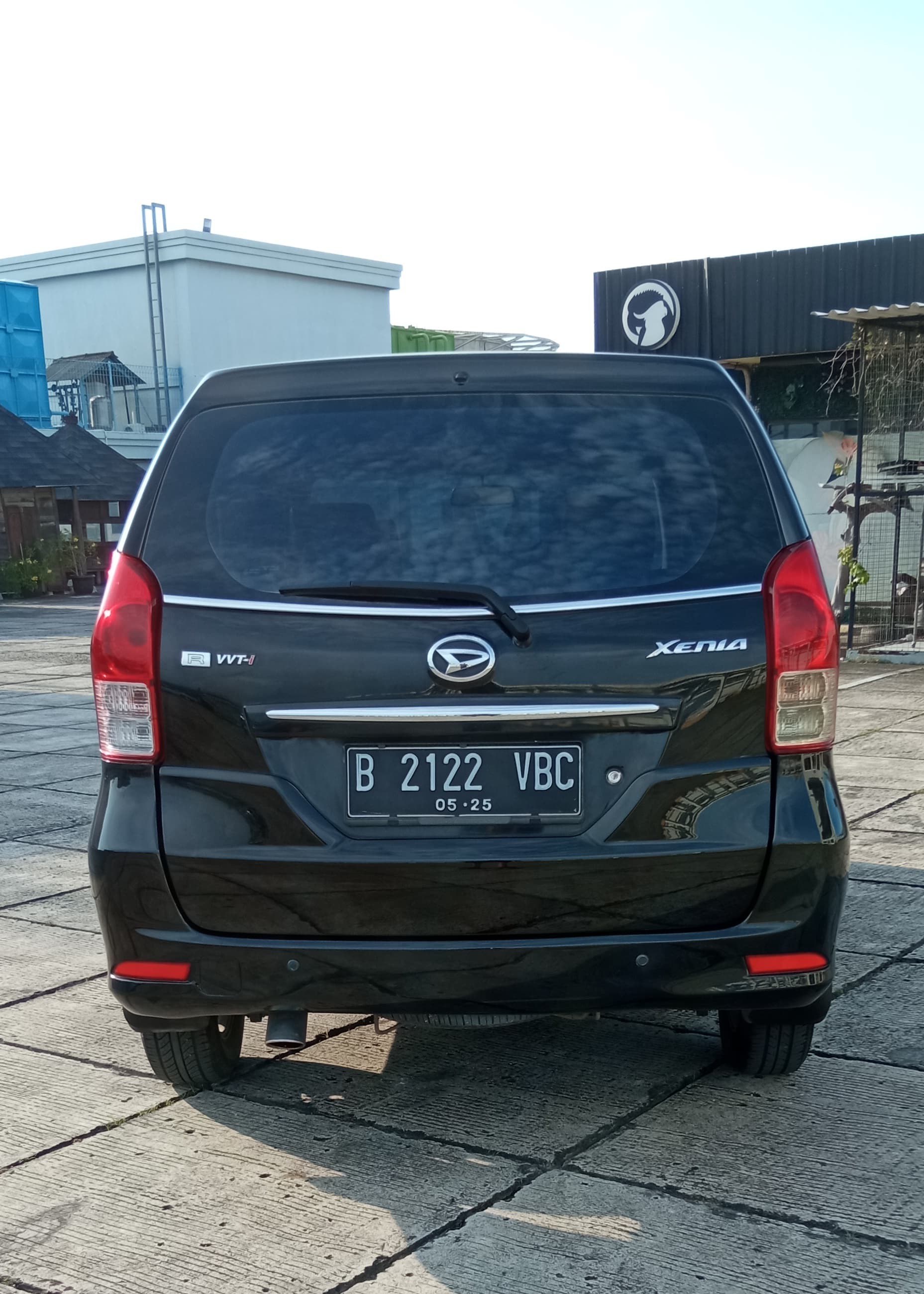 2015 Daihatsu Xenia 2015 Daihatsu Xenia