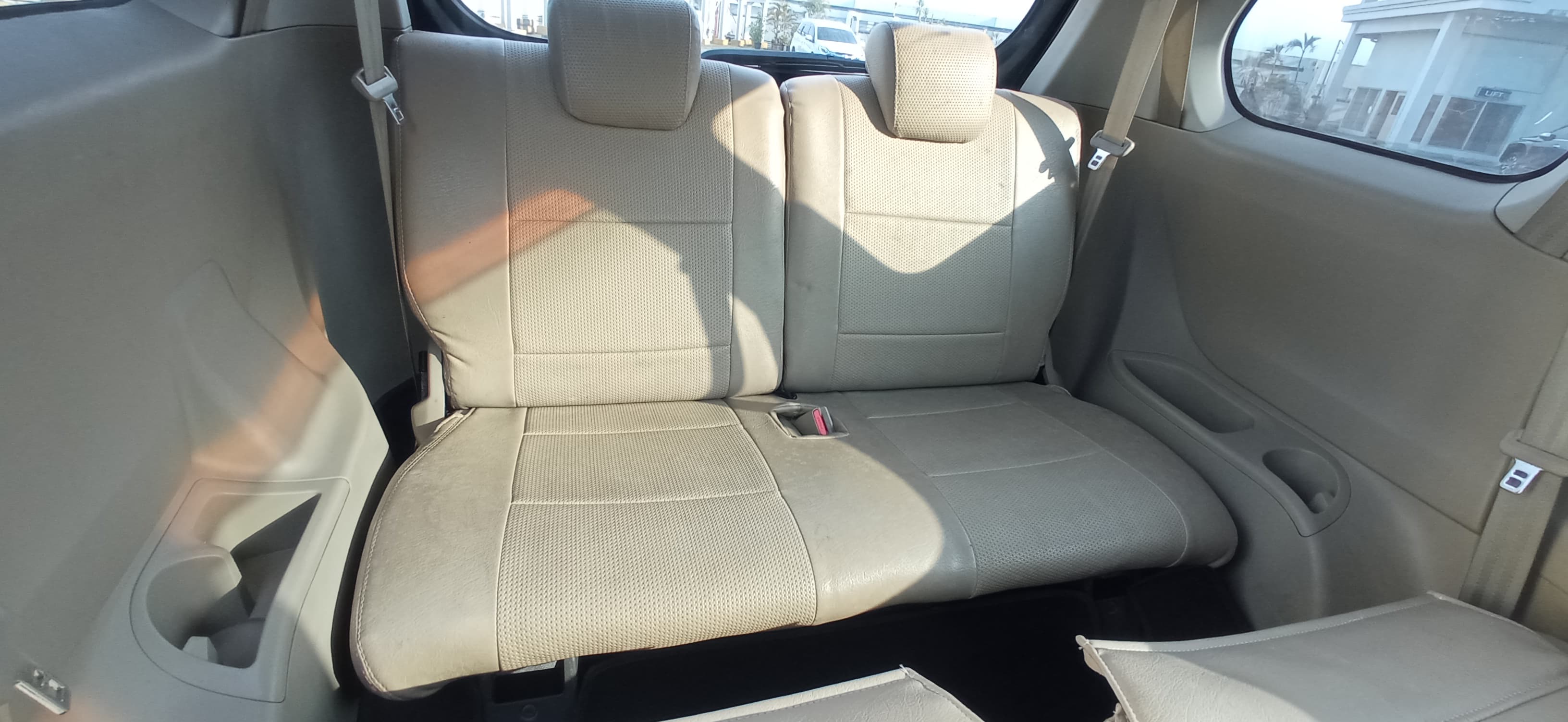 2015 Daihatsu Xenia 2015 Daihatsu Xenia