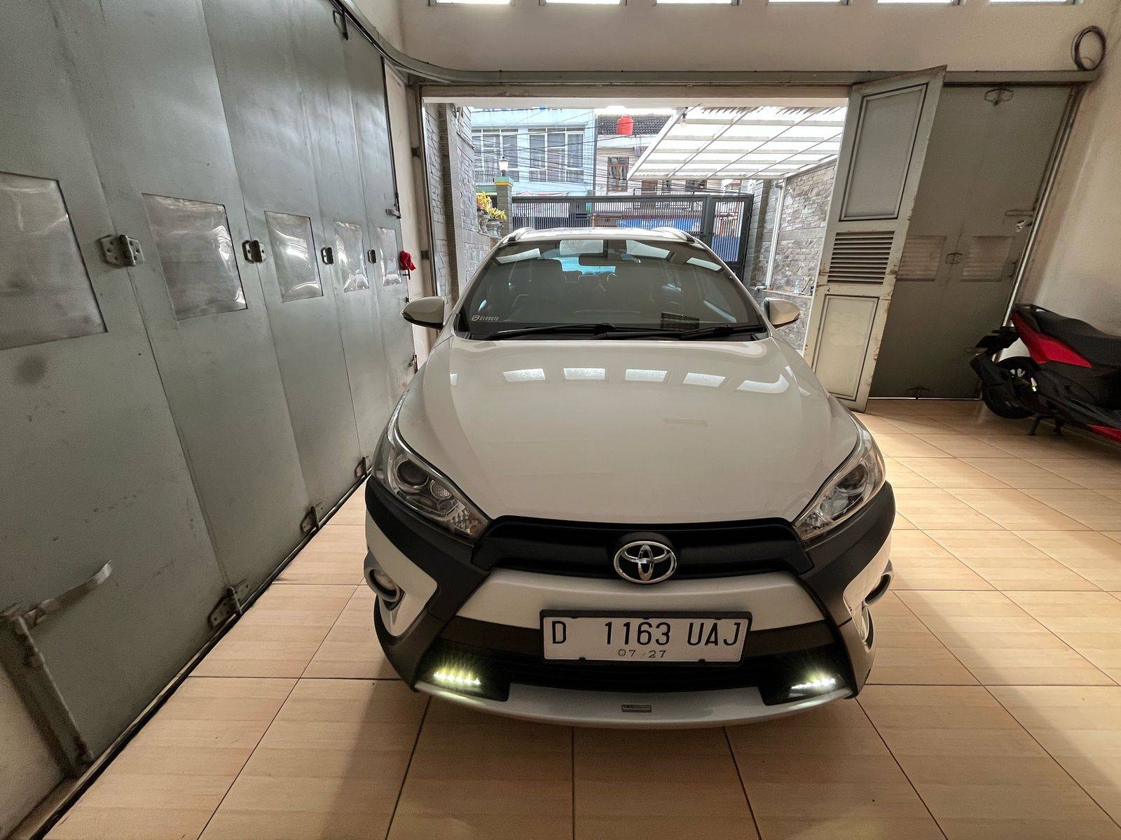 Second Hand 2017 Toyota Yaris Heykers S CVT TRD HEYKERS Second Hand 2017 Toyota Yaris Heykers S CVT TRD HEYKERS