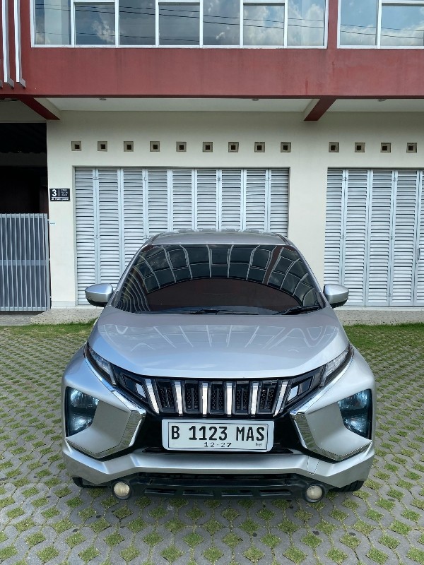 2017 Mitsubishi Xpander  GLS MT