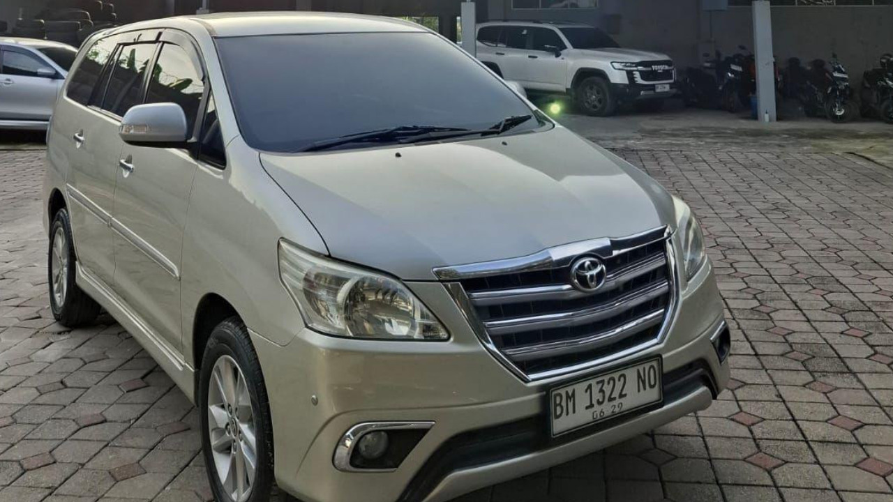 2014 Toyota Innova 2014 Toyota Innova