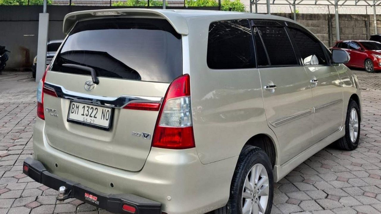 2014 Toyota Innova 2014 Toyota Innova