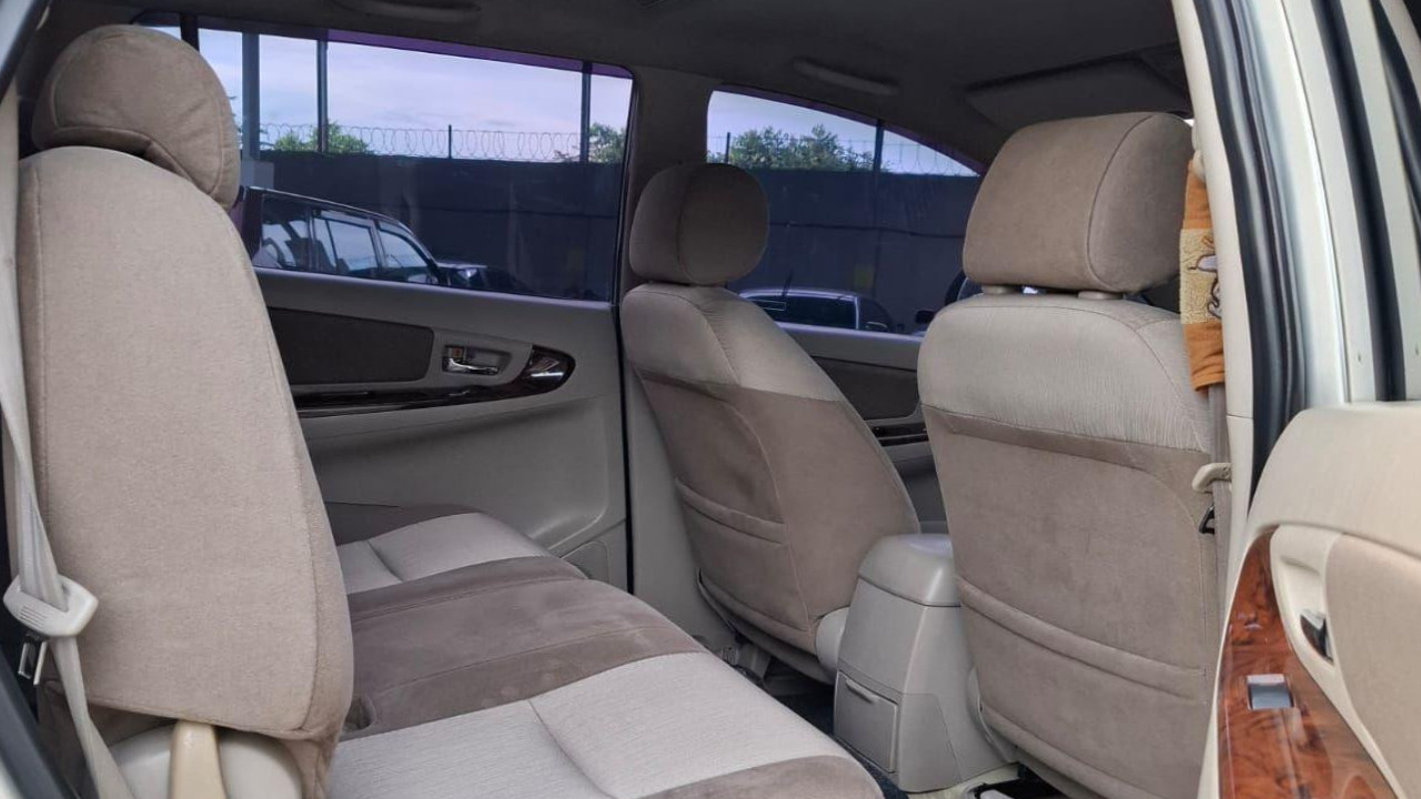 2014 Toyota Innova 2014 Toyota Innova