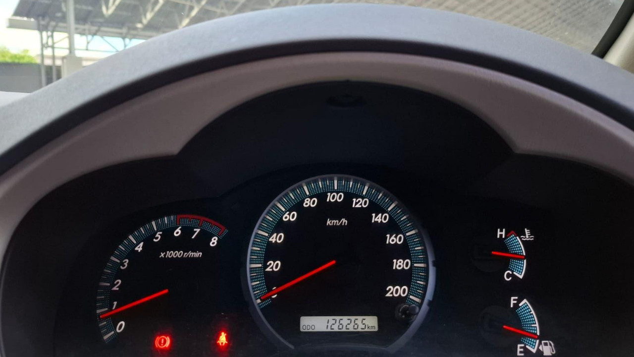 2014 Toyota Innova 2014 Toyota Innova