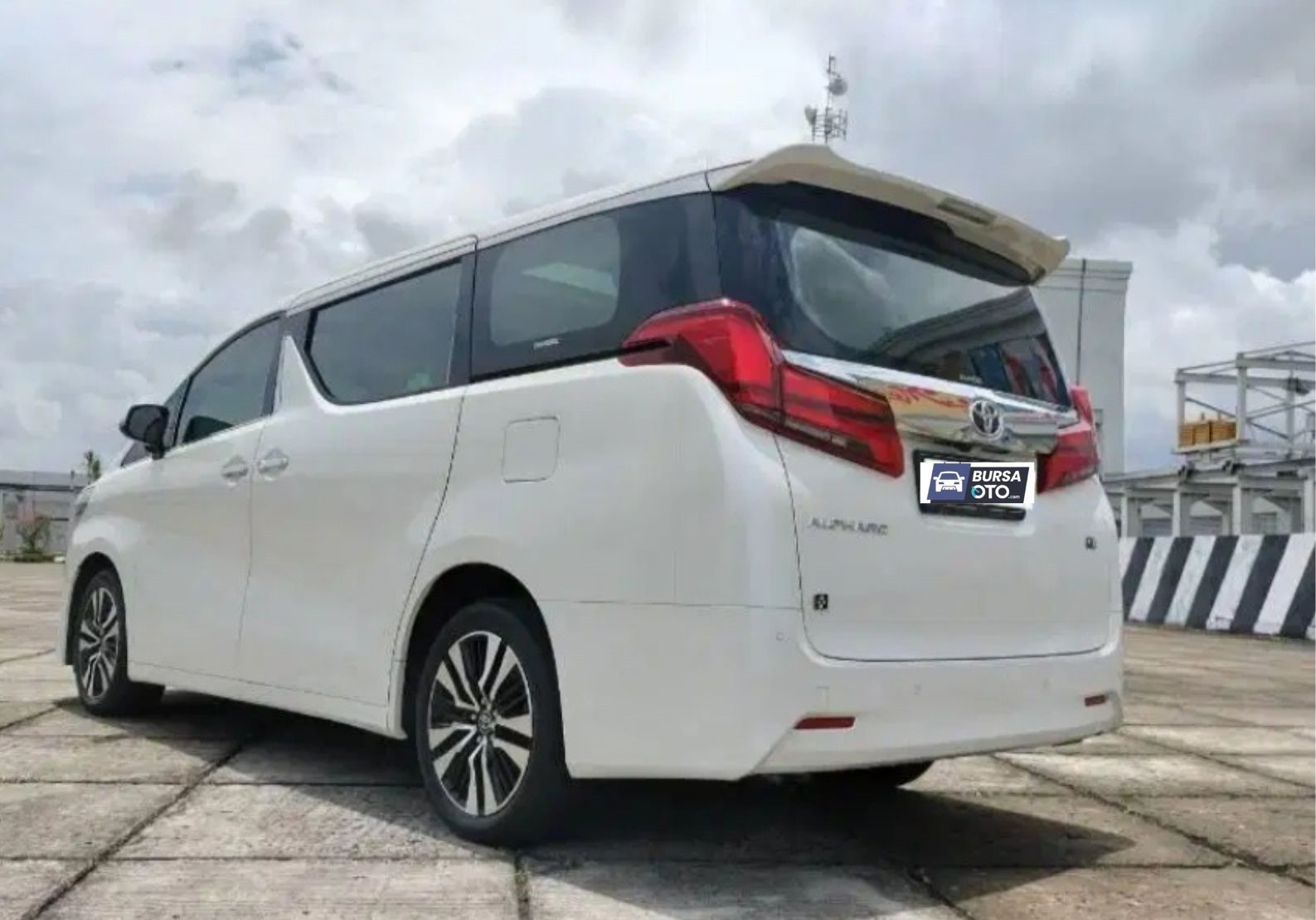 2021 Toyota Alphard  2.5 G A/T 2021 Toyota Alphard  2.5 G A/T