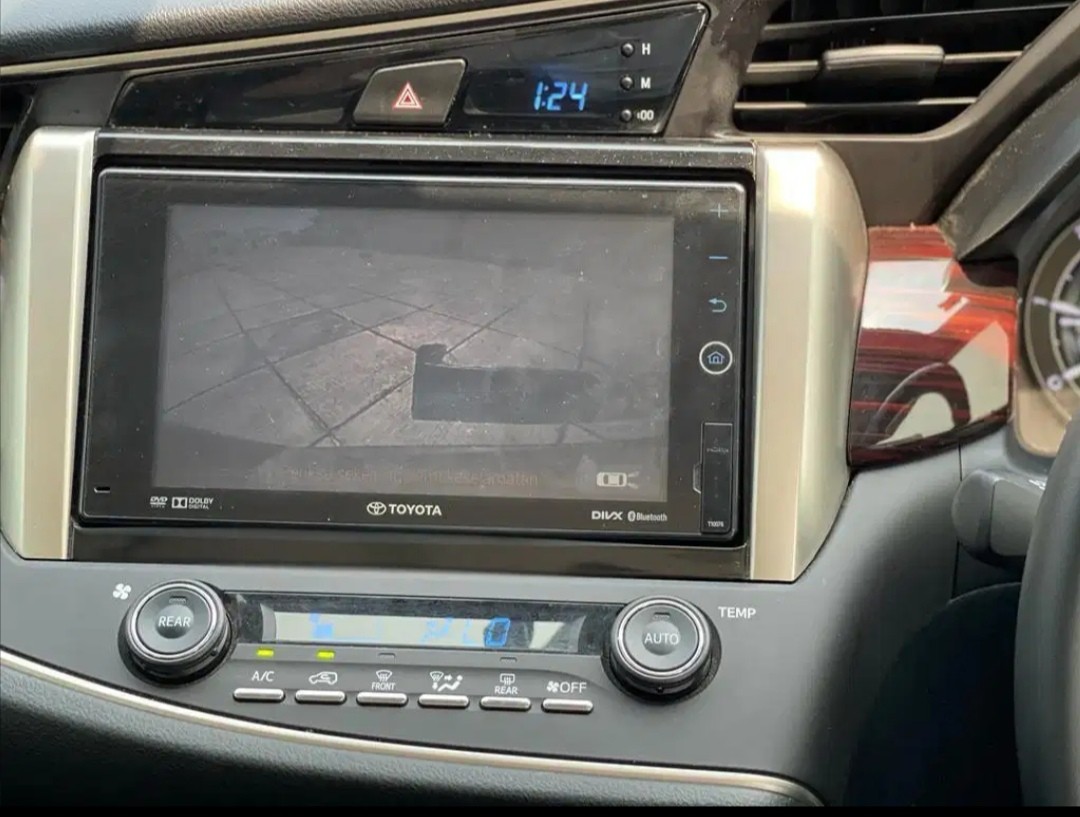 2017 Toyota Kijang Innova 2017 Toyota Kijang Innova