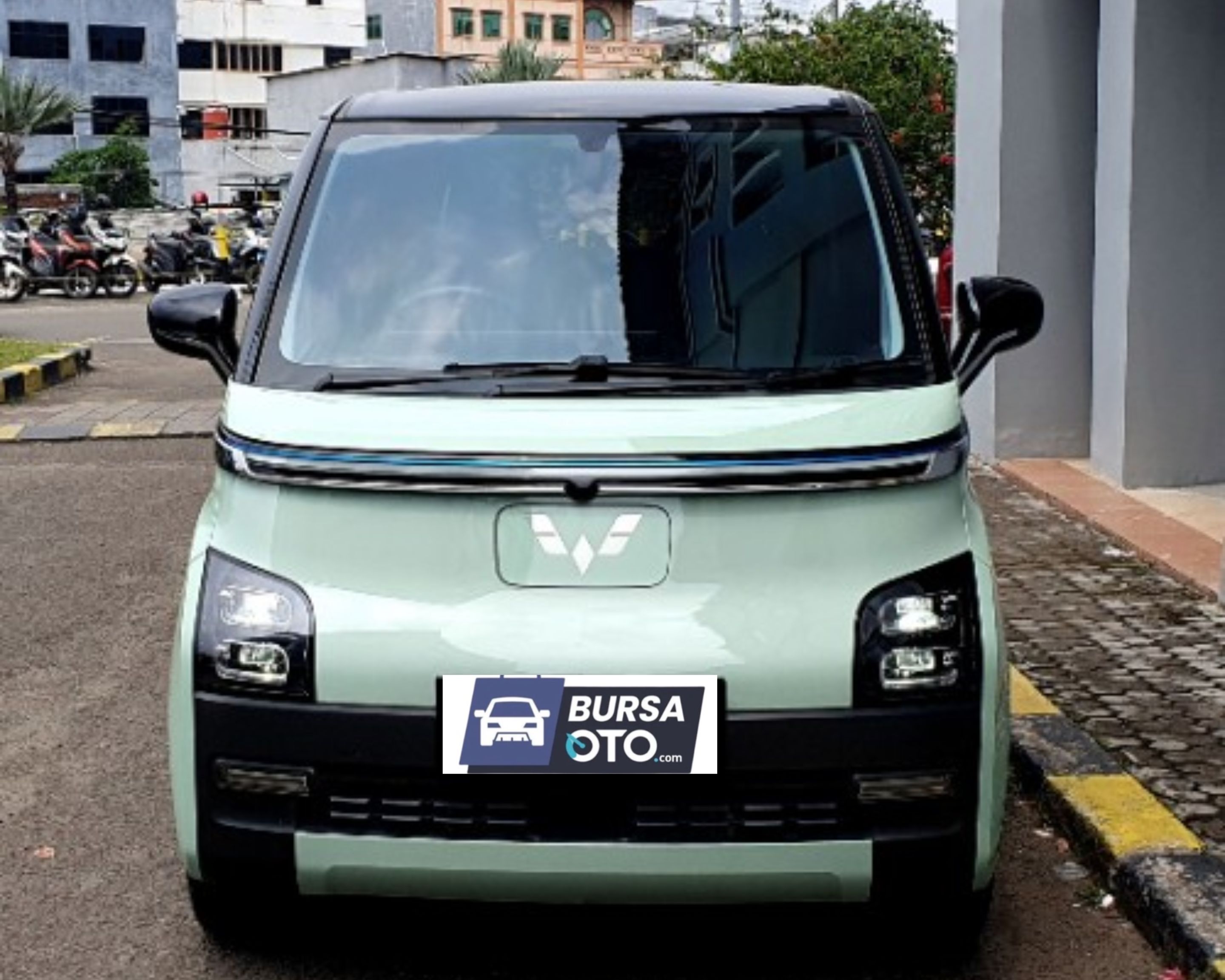 Second Hand 2023 Wuling Air EV Second Hand 2023 Wuling Air EV