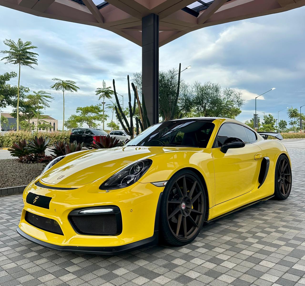 2014 Porsche Cayman 2.7 Coupe 2014 Porsche Cayman 2.7 Coupe