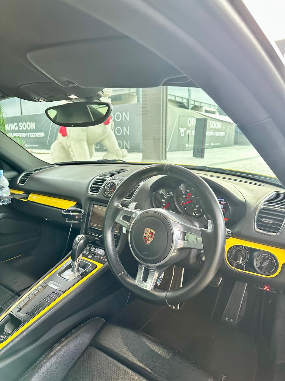 2014 Porsche Cayman 2.7 Coupe 2014 Porsche Cayman 2.7 Coupe