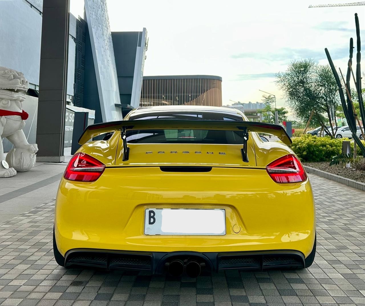 2014 Porsche Cayman 2.7 Coupe 2014 Porsche Cayman 2.7 Coupe