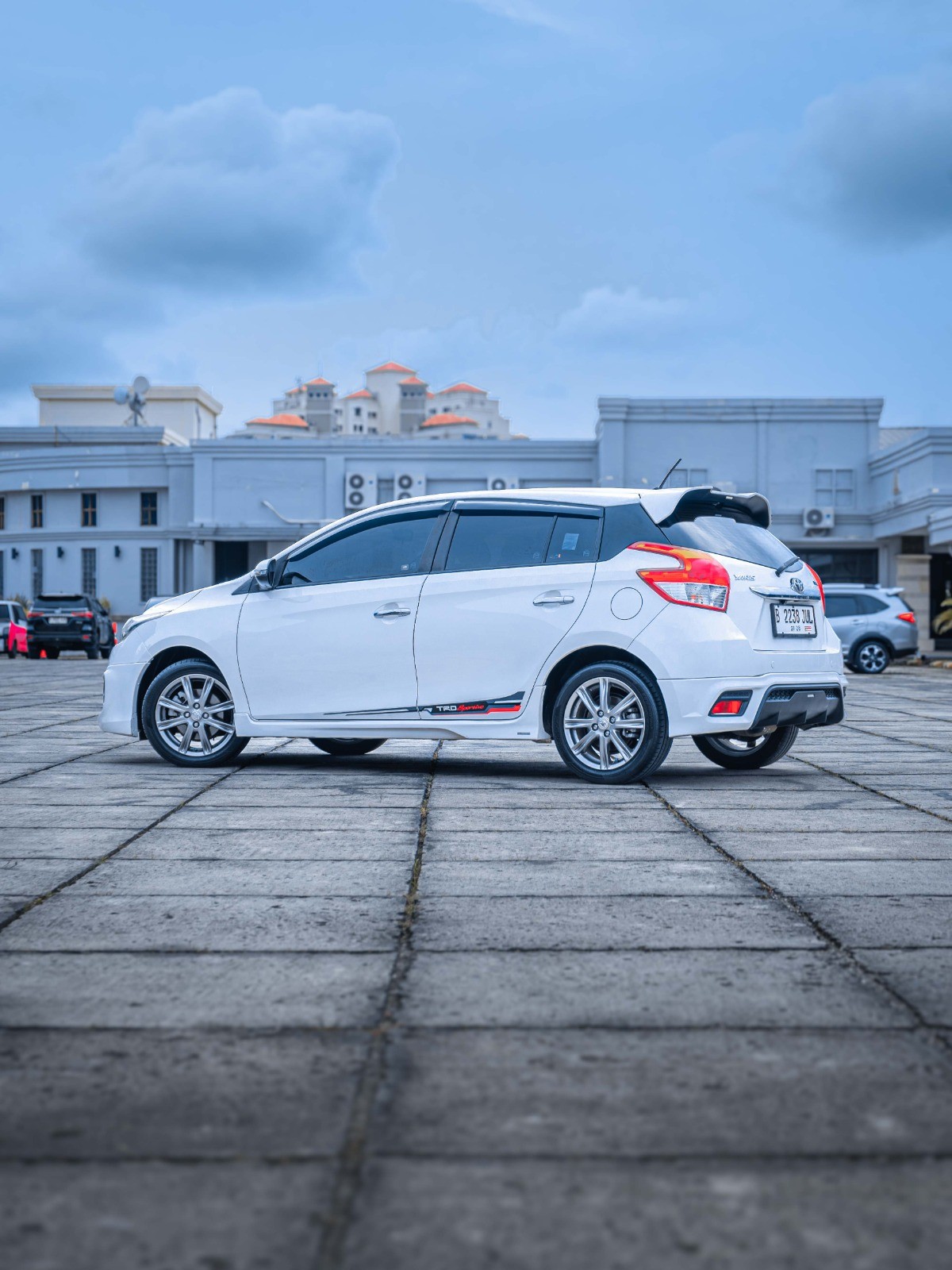 2015 Toyota Yaris 2015 Toyota Yaris