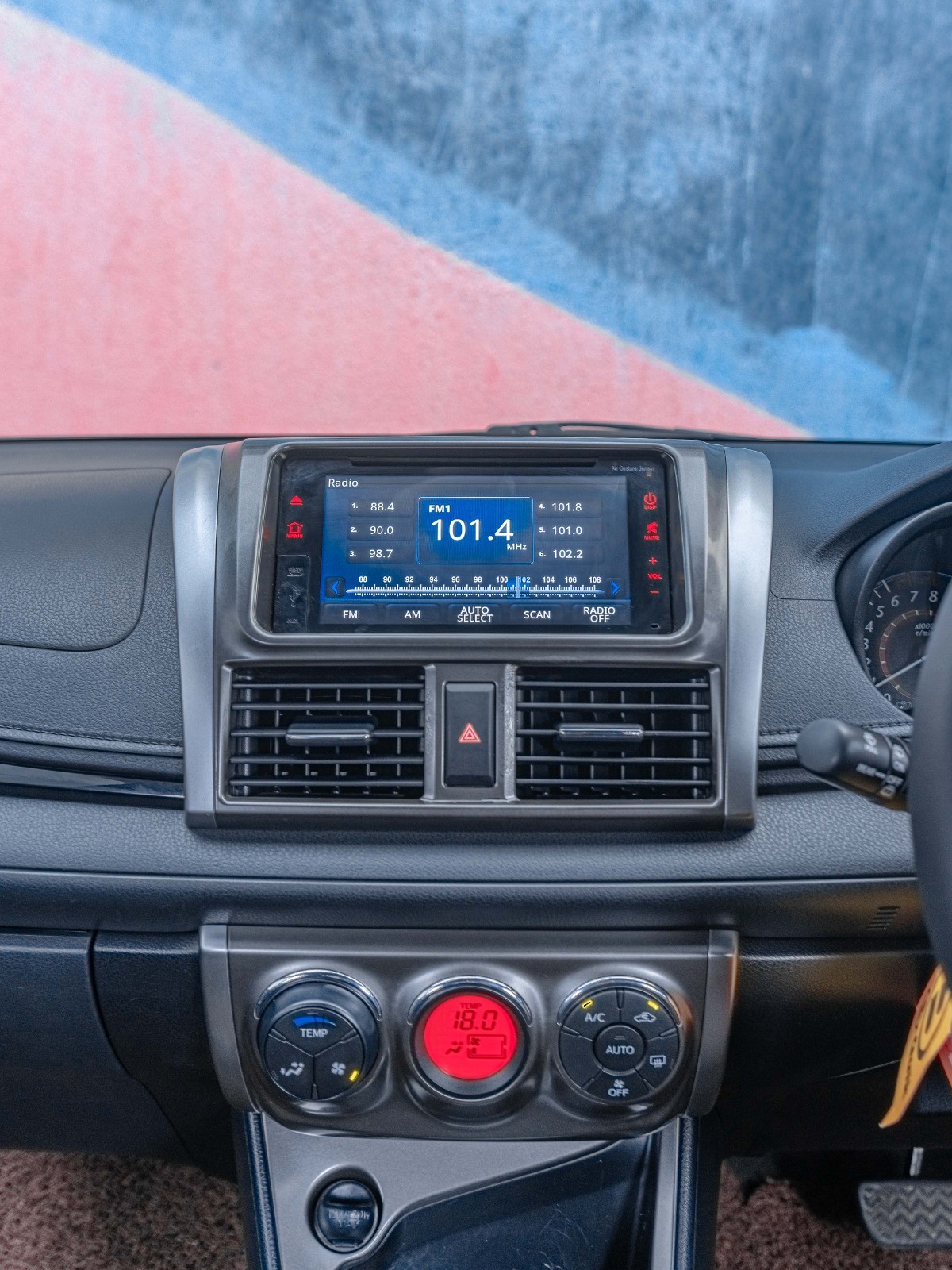 2015 Toyota Yaris 2015 Toyota Yaris