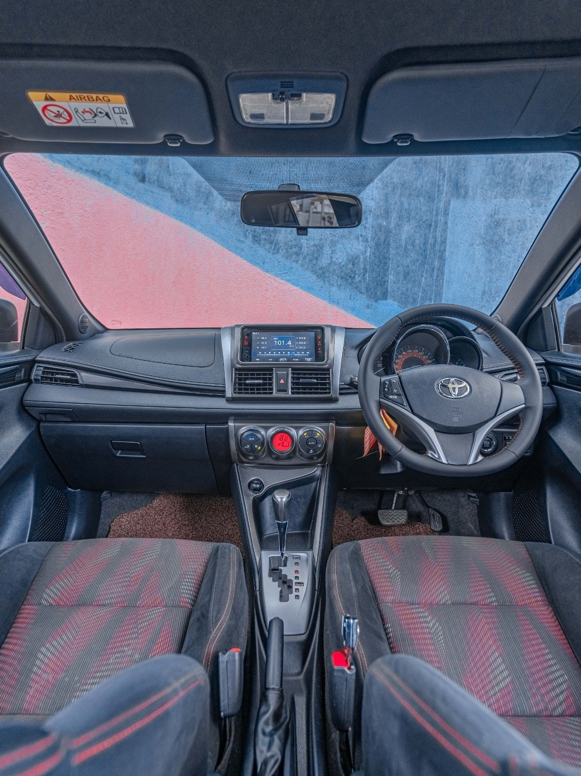 2015 Toyota Yaris 2015 Toyota Yaris