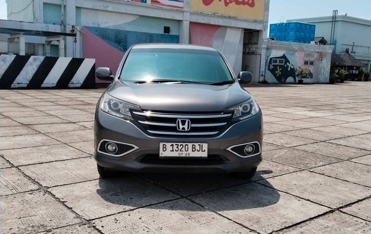 Second Hand 2014 Honda CR-V  2.4L Prestige AT Second Hand 2014 Honda CR-V  2.4L Prestige AT