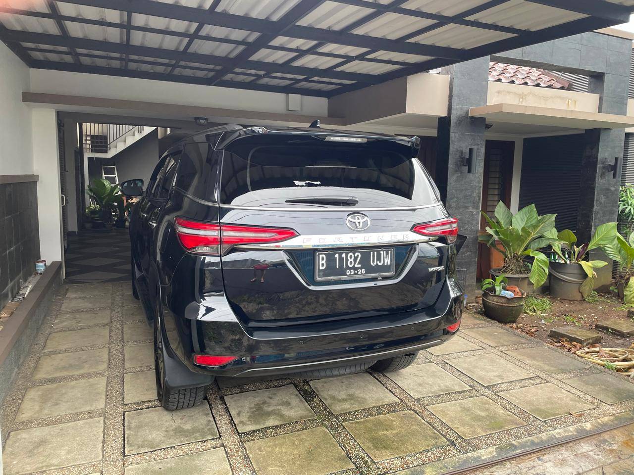 2021 Toyota Fortuner VRZ 4X2 TRD 2.4L AT 2021 Toyota Fortuner VRZ 4X2 TRD 2.4L AT