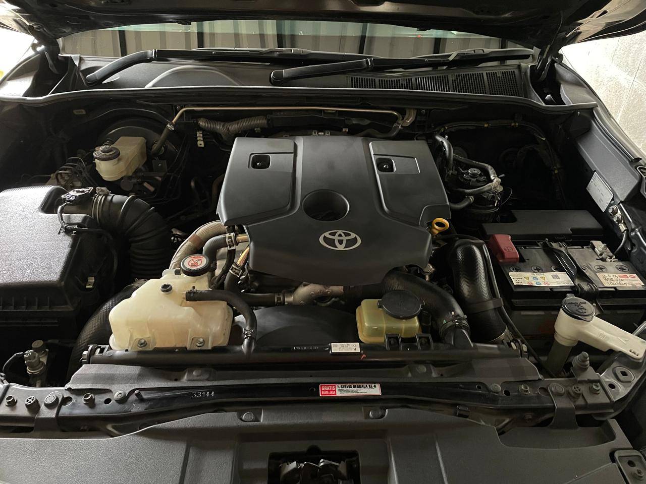 2021 Toyota Fortuner VRZ 4X2 TRD 2.4L AT 2021 Toyota Fortuner VRZ 4X2 TRD 2.4L AT