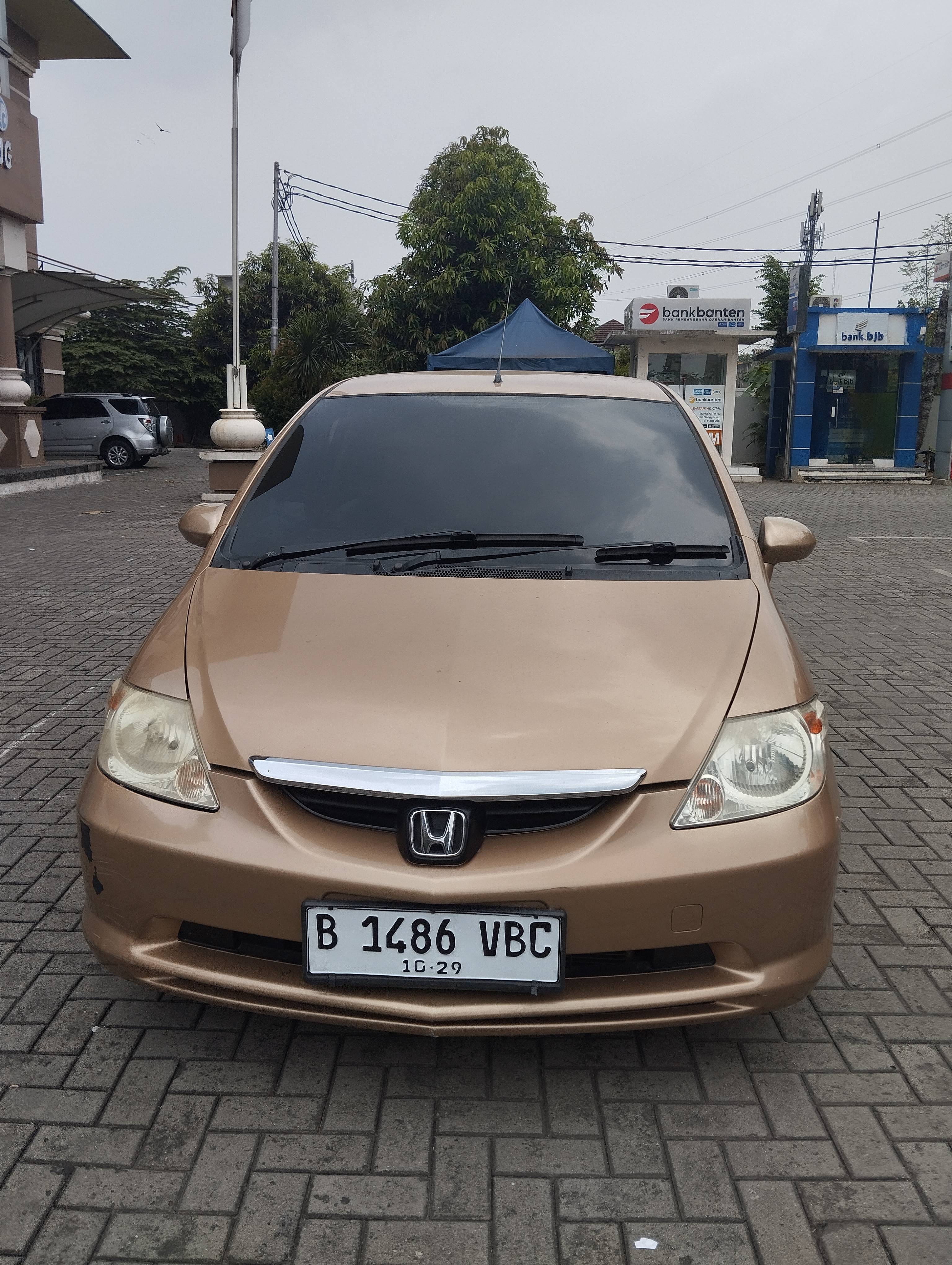 2004 Honda City E 1.5L AT Bekas 2004 Honda City E 1.5L AT Bekas