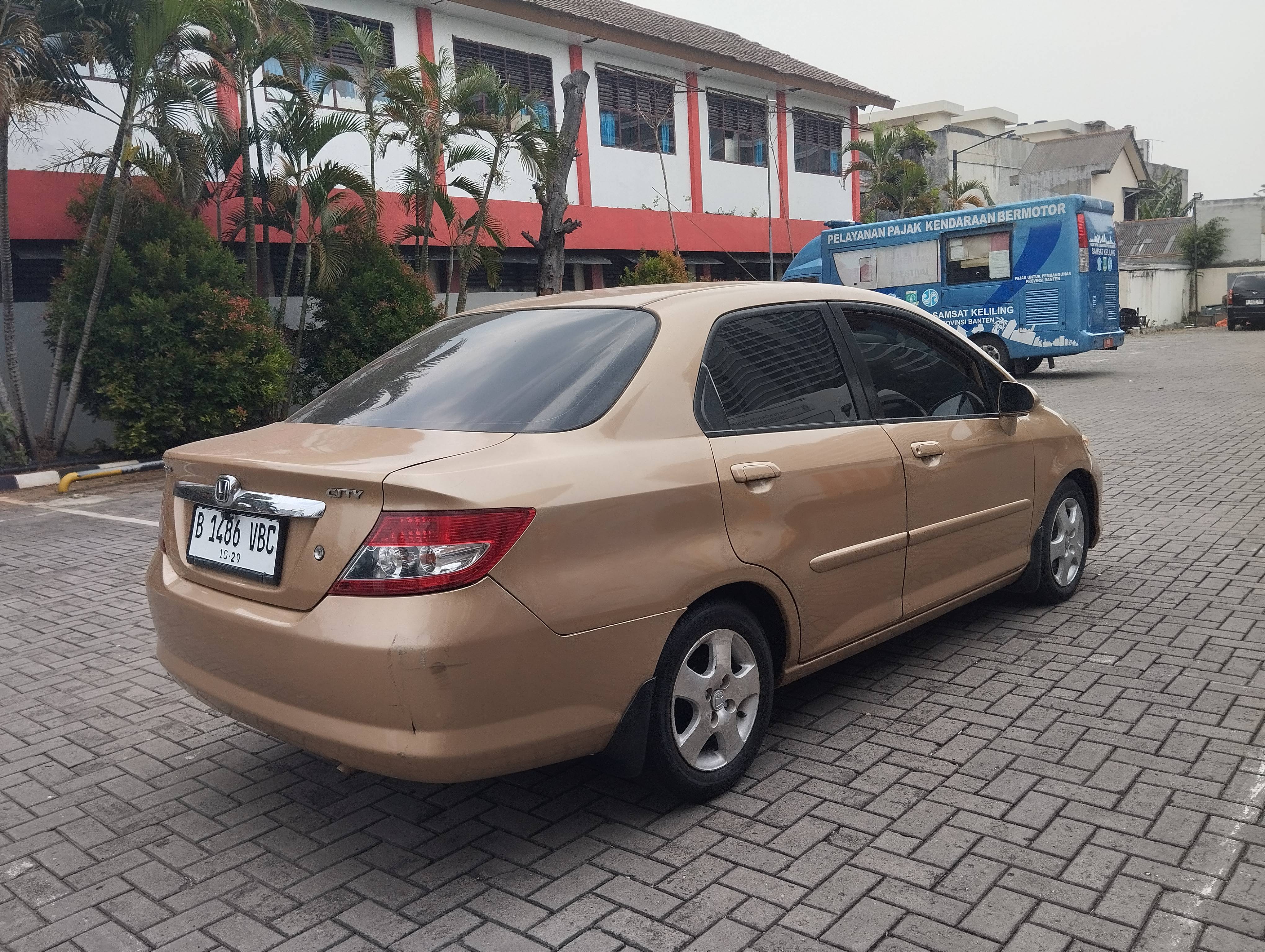 2004 Honda City E 1.5L AT 2004 Honda City E 1.5L AT