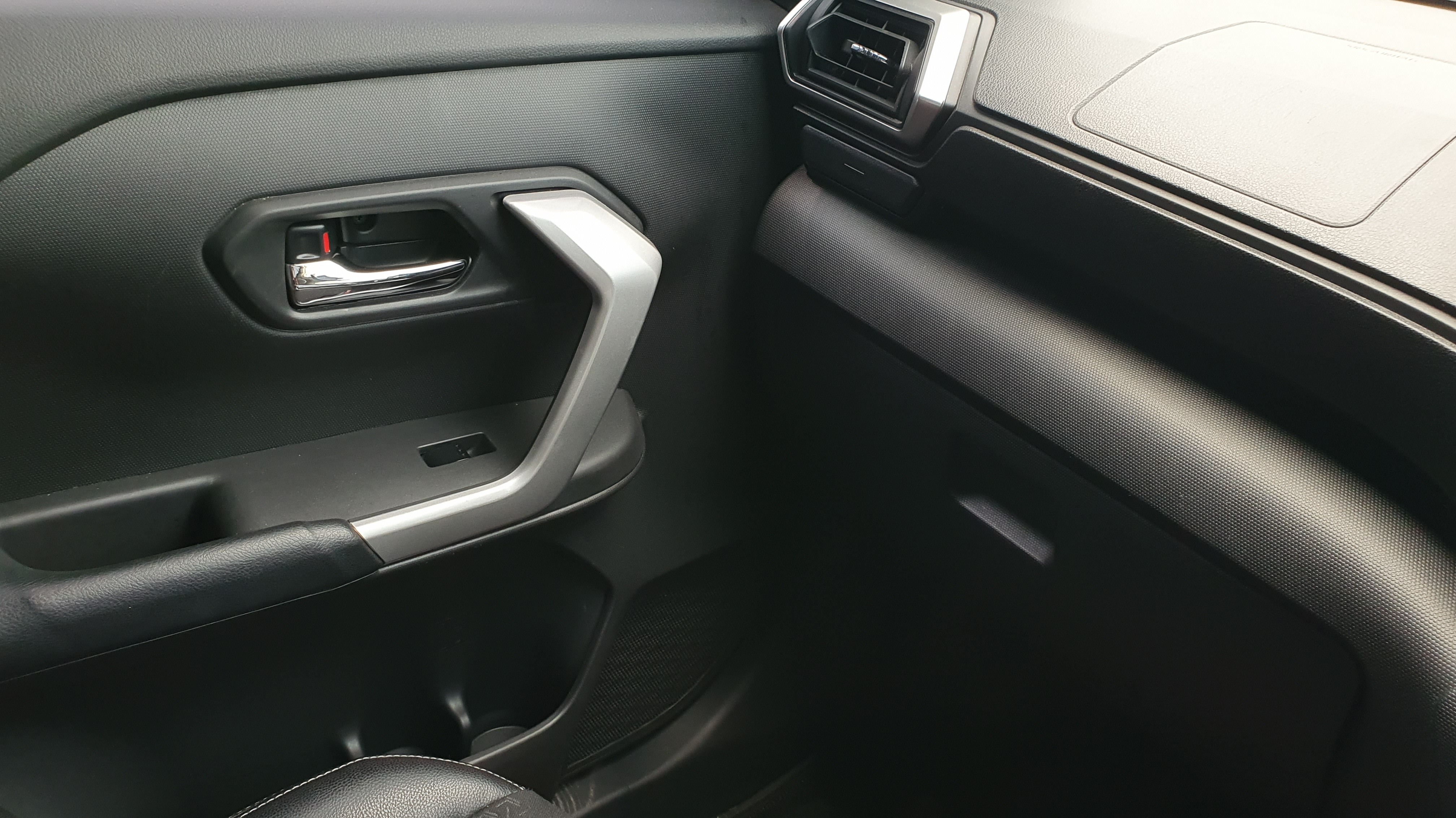 2022 Toyota Raize 1.0 Turbo GR Sport CVT 2022 Toyota Raize 1.0 Turbo GR Sport CVT